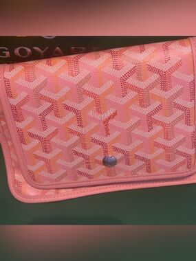 💥NEW💥 LIMITED EDITION PINK GOYARD PLUMET